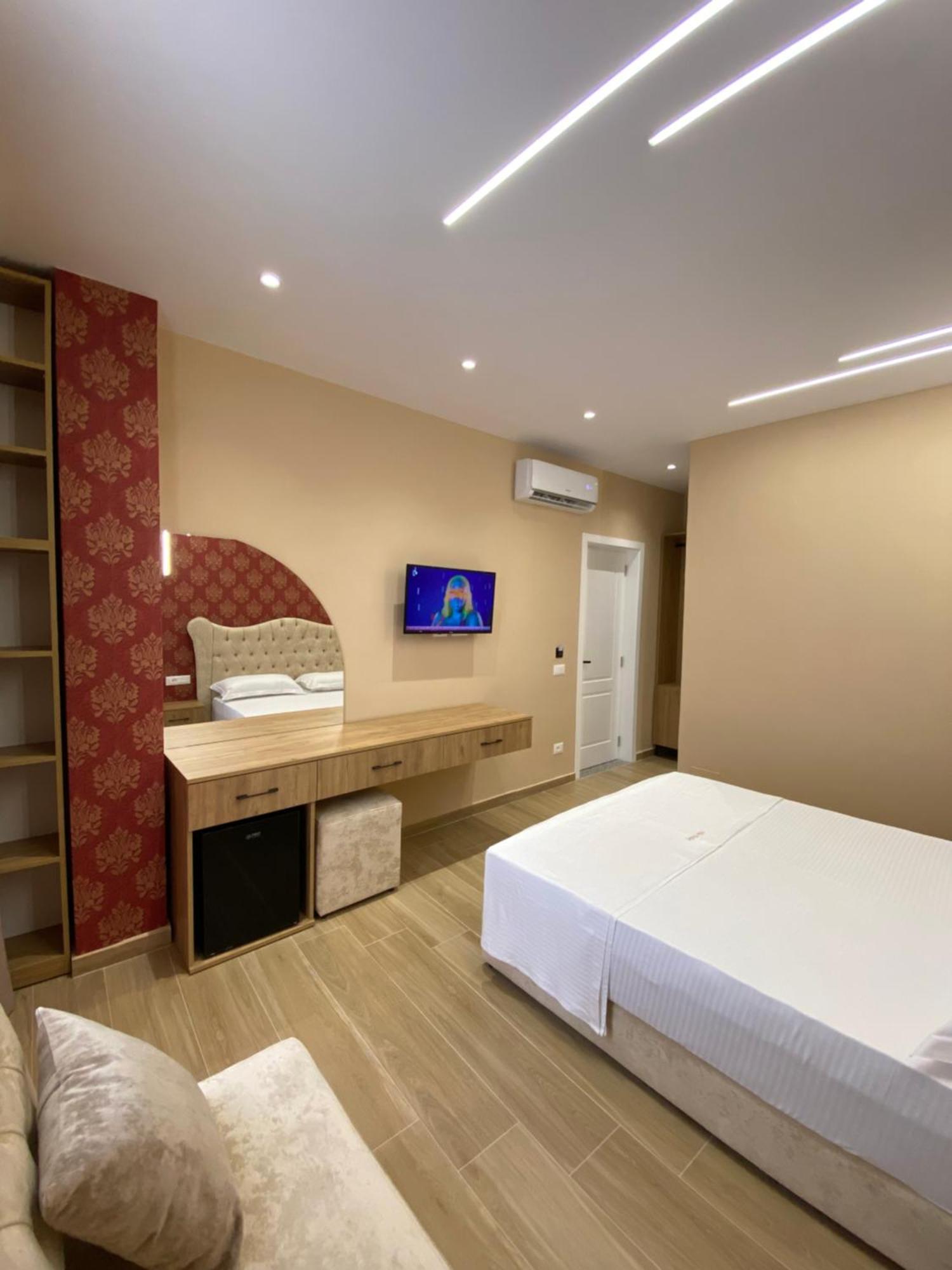 Hotel Vila Dedej Durrës Exterior foto